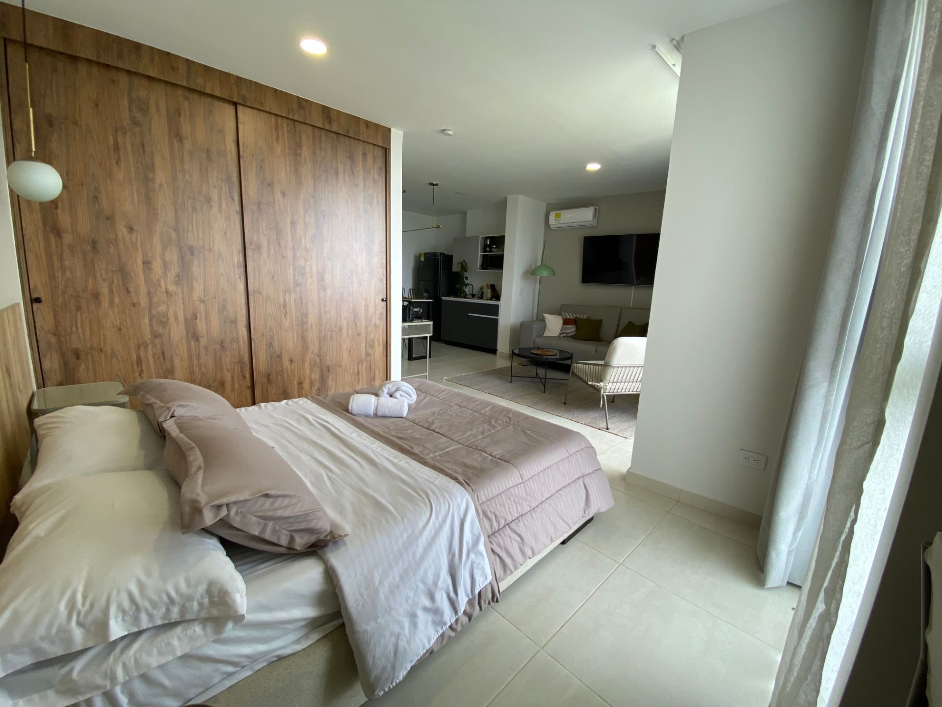 APARTASUITE CERRITOS  (7).jpg