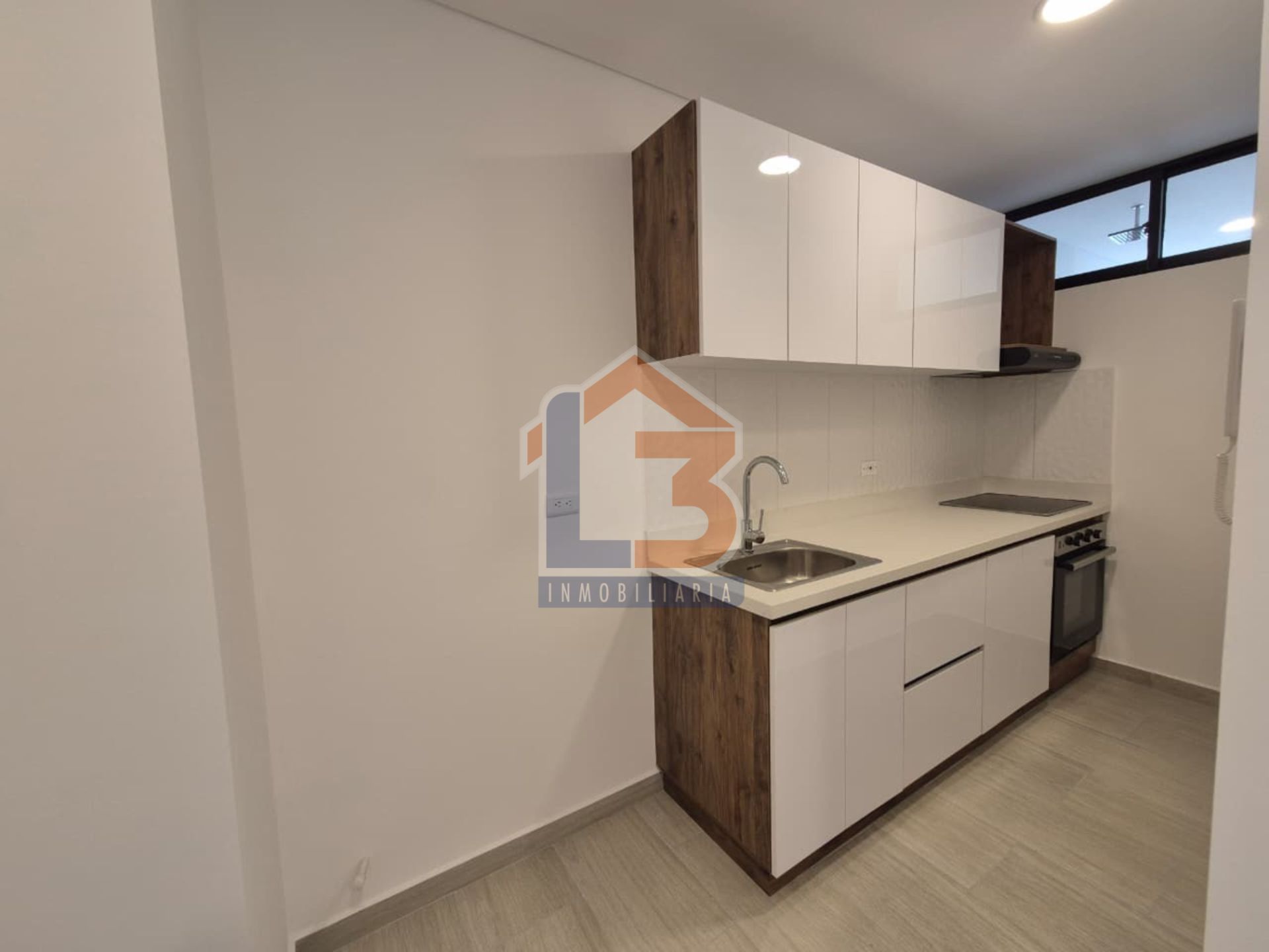 SE VENDE APTO. EST. AMARA  (6).jpg