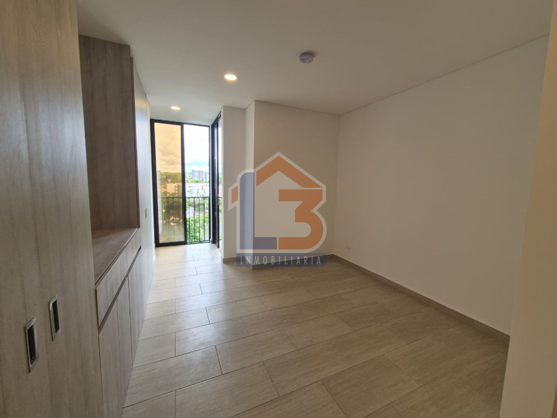 SE VENDE APTO. EST. AMARA  (11).jpg