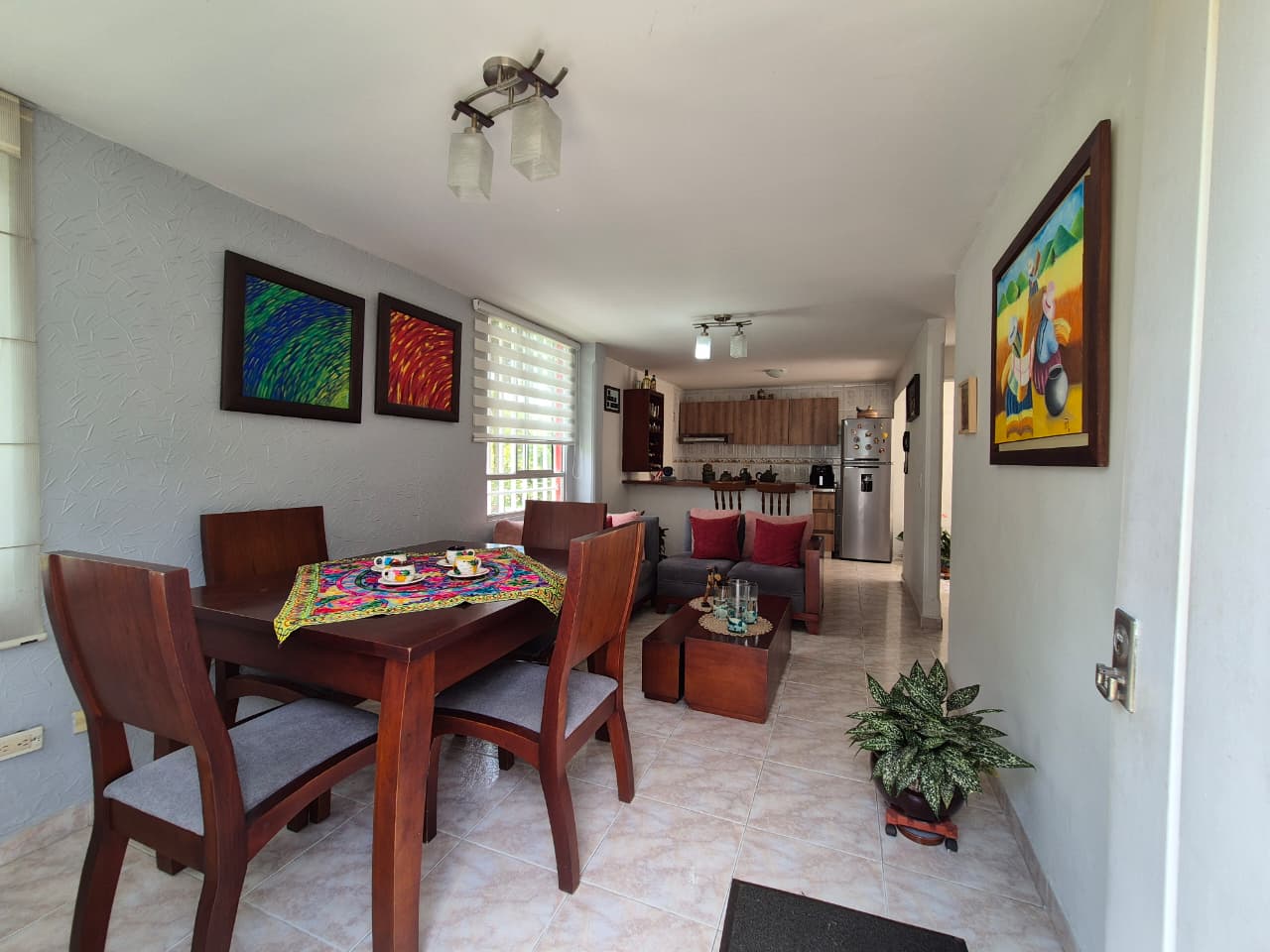 SE VENDE CASA EN LA ARCADÍA  4..jpg