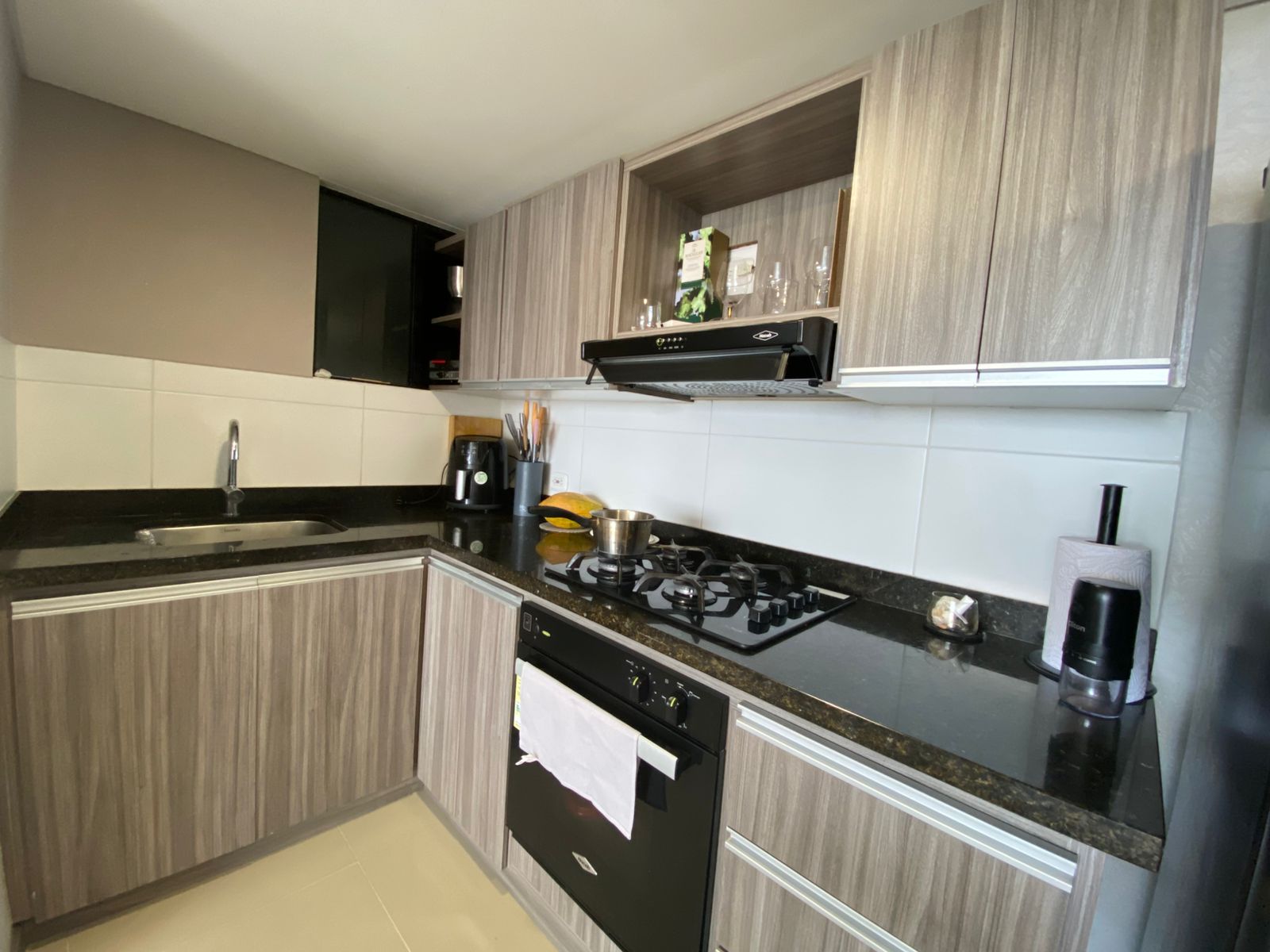 SE VENDE APTO EN AV. CENTENARIO  8..jpg