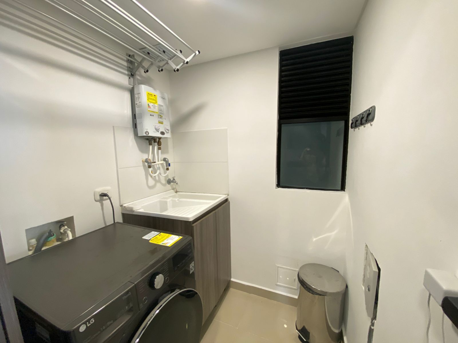 SE VENDE APTO EN AV. CENTENARIO  11..jpg