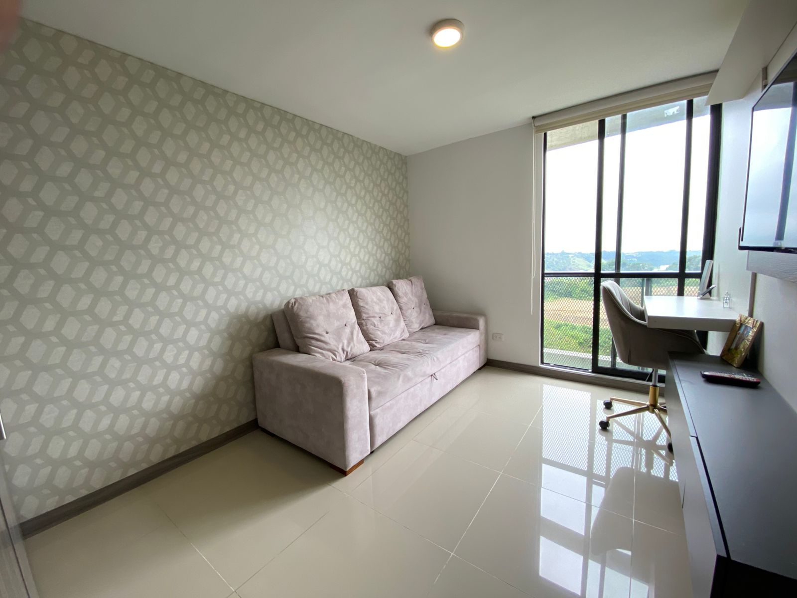 SE VENDE APTO EN AV. CENTENARIO  23..jpg
