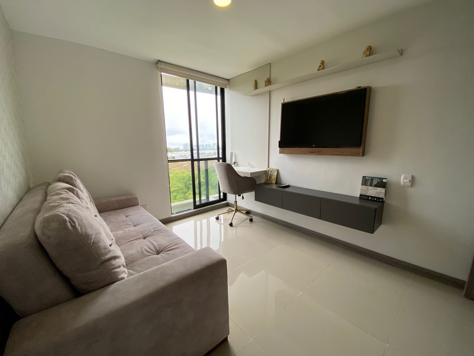 SE VENDE APTO EN AV. CENTENARIO  24..jpg