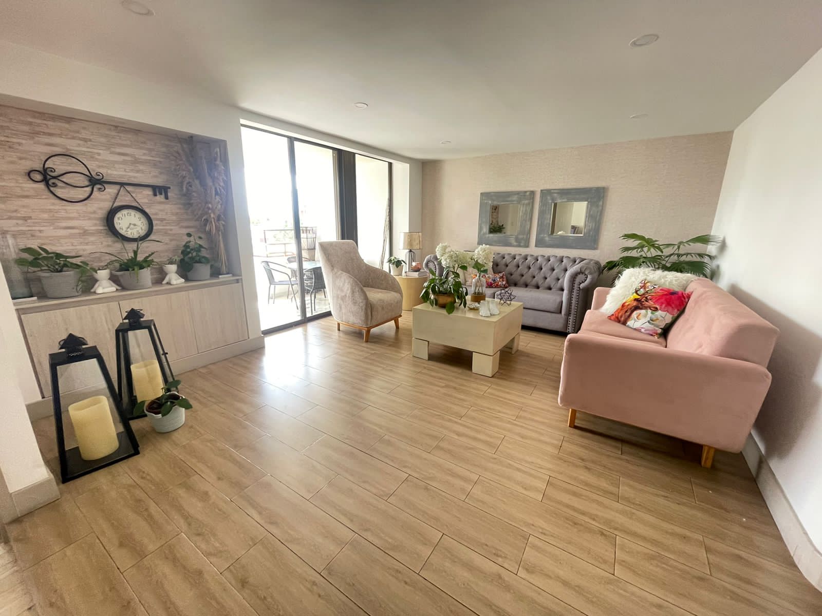 se vende Apartamento en la castellana (3).jpg