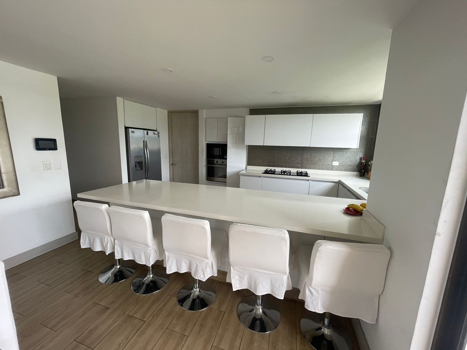 se vende Apartamento en la castellana (17).jpg