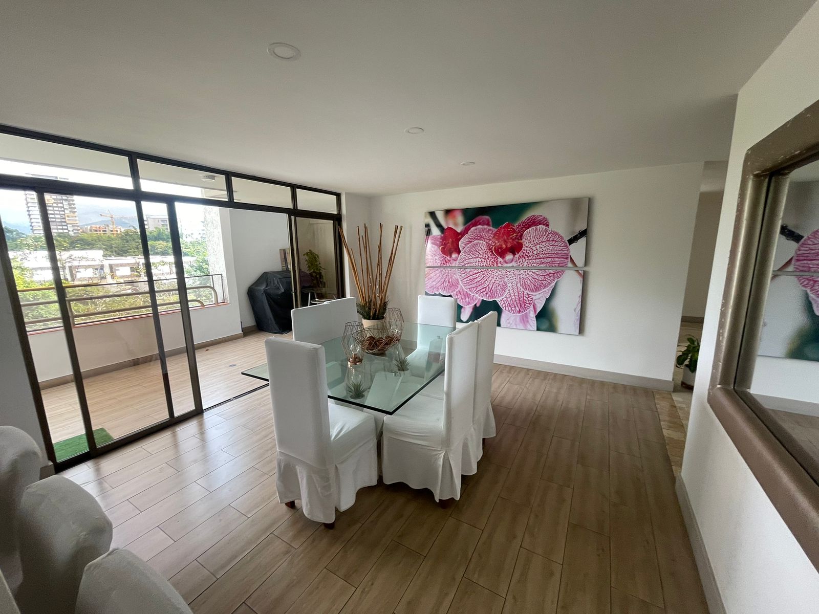 se vende Apartamento en la castellana (22).jpg