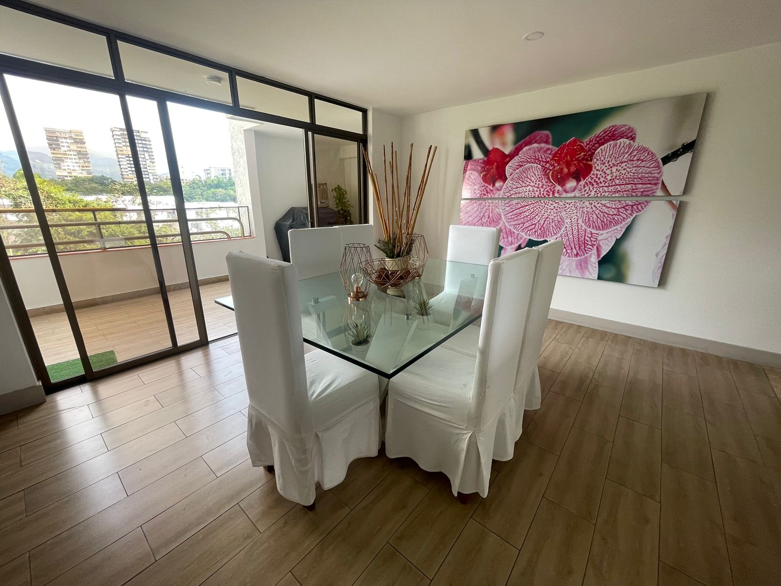 se vende Apartamento en la castellana (25).jpg