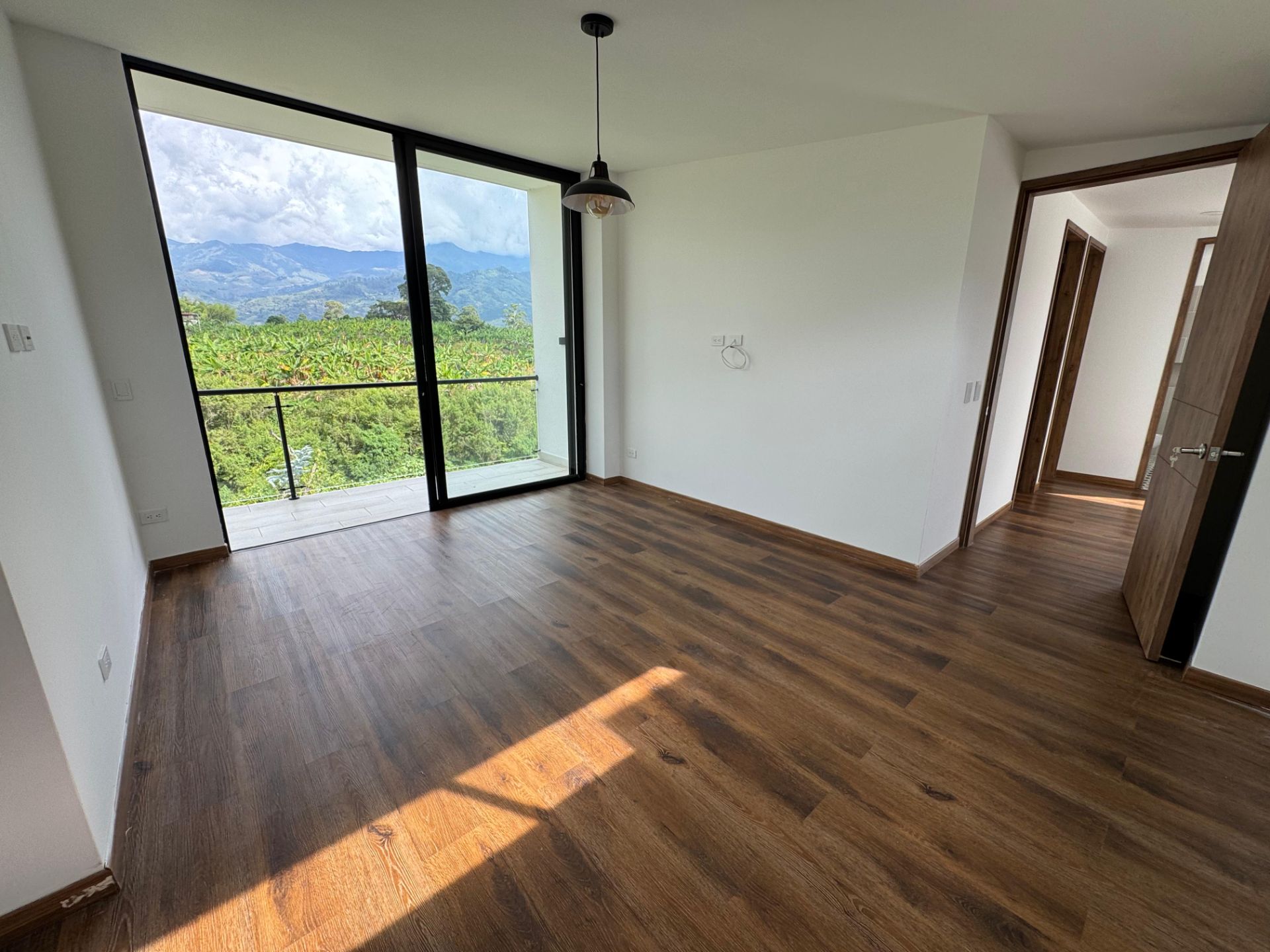 SE VENDE CASA CAMPESTRE EN CALARCÁ  17..jpg