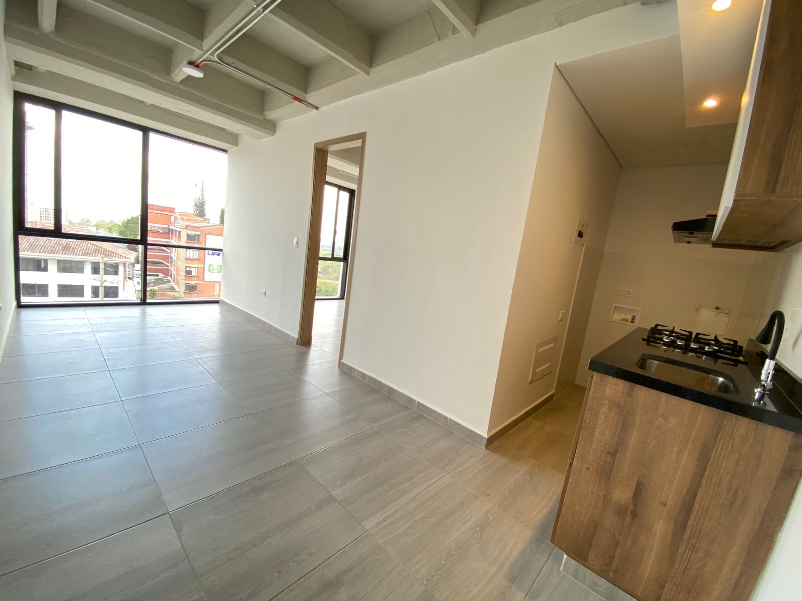 SE VENDE APTO EN ORO NEGRO  1..jpg