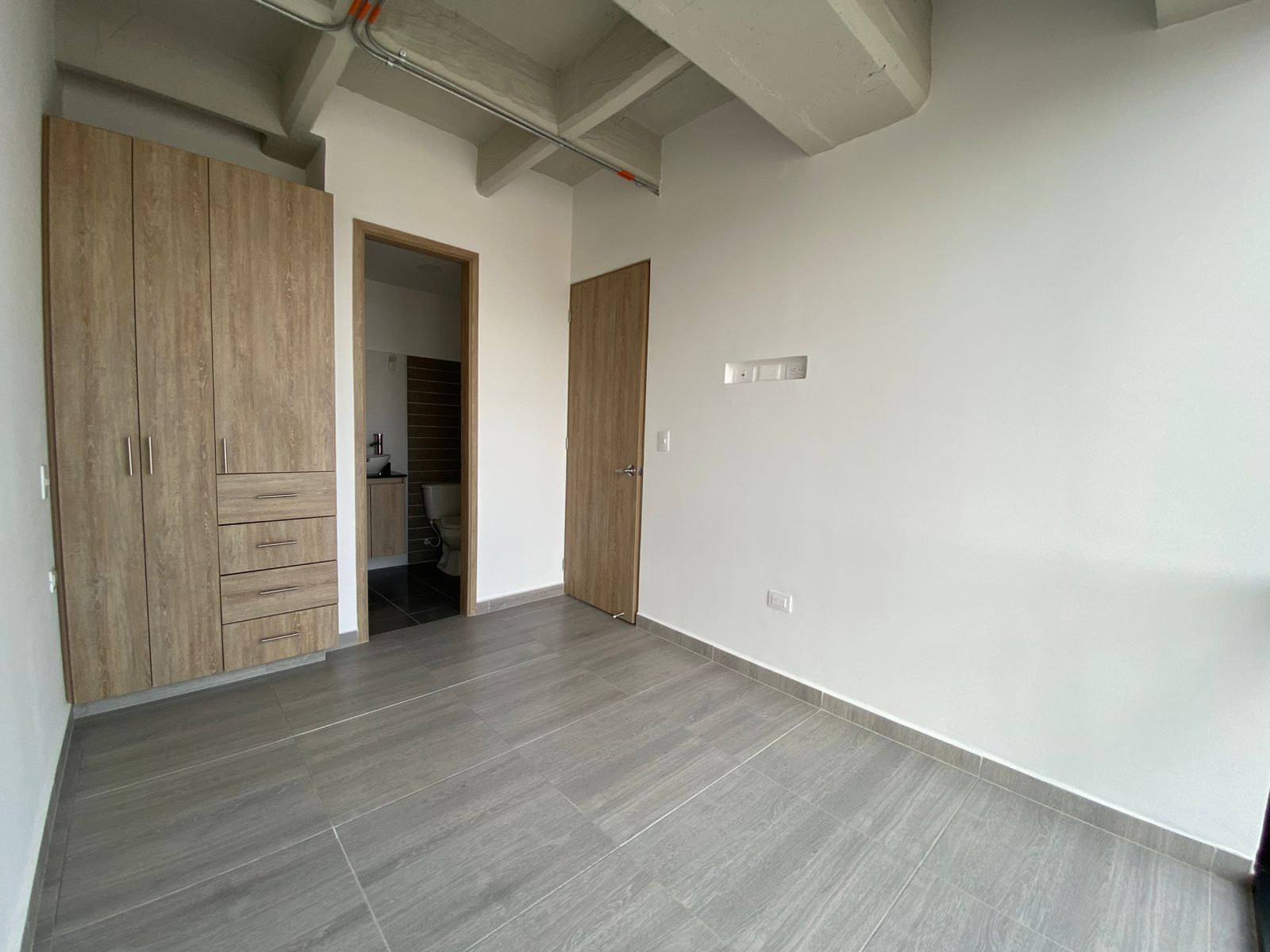 SE VENDE APTO EN ORO NEGRO  15..jpg