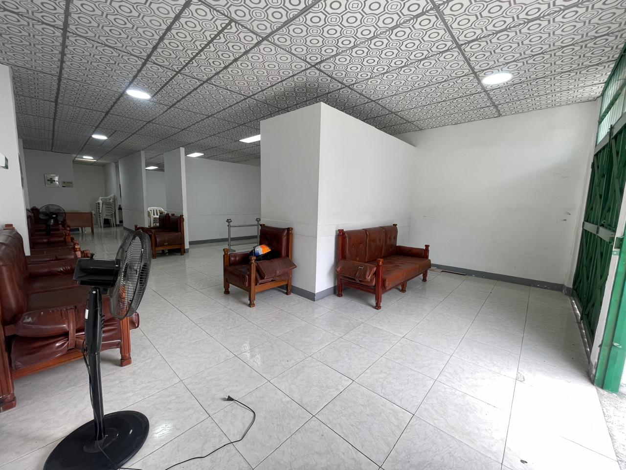 LOCAL LA TEBAIDA 11..jpeg