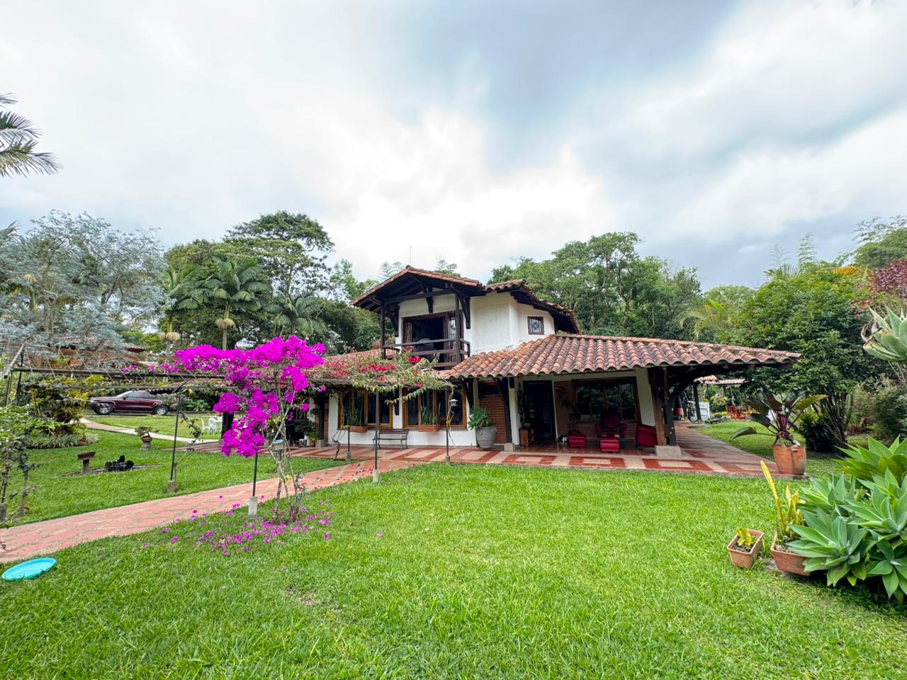 CASA URAPANES (30).jpeg