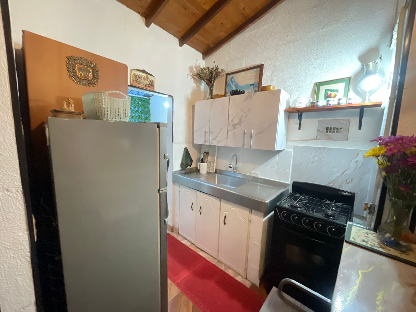 SE VENDE CASA EN MANANTIALES  4..jpg