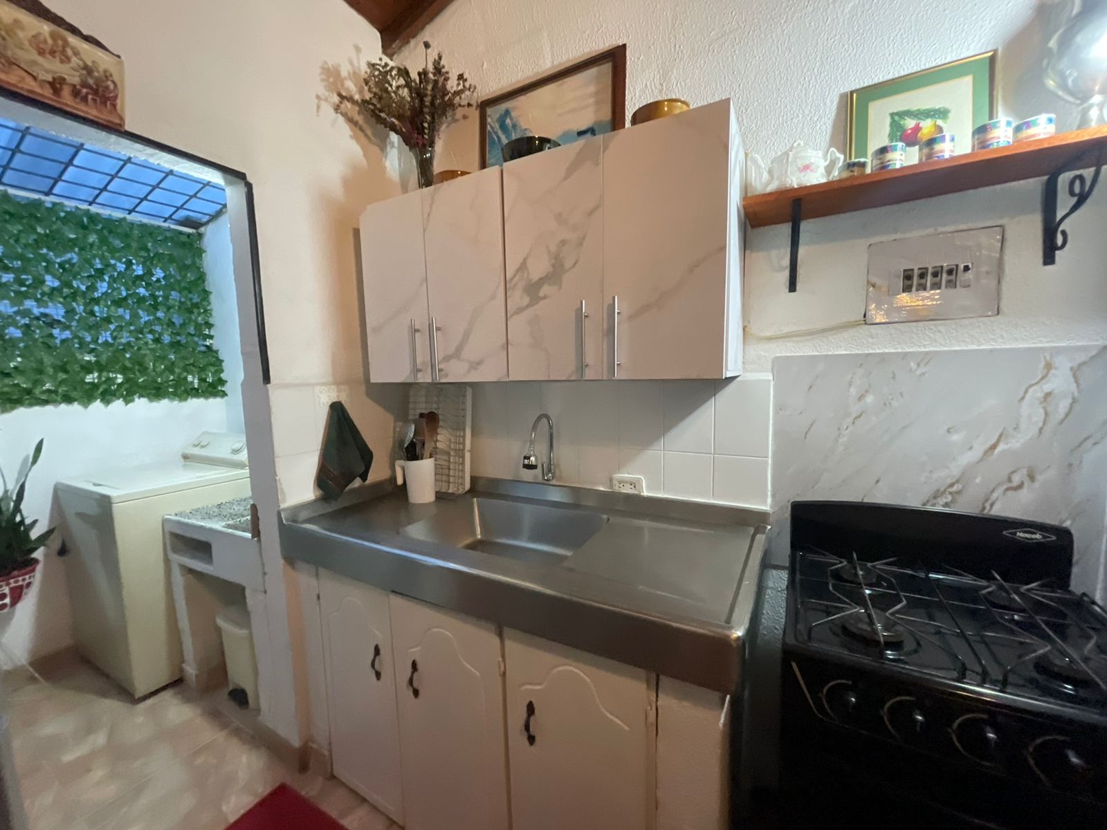 SE VENDE CASA EN MANANTIALES  5..jpg