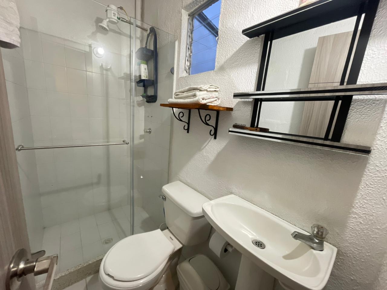 SE VENDE CASA EN MANANTIALES  14..jpg