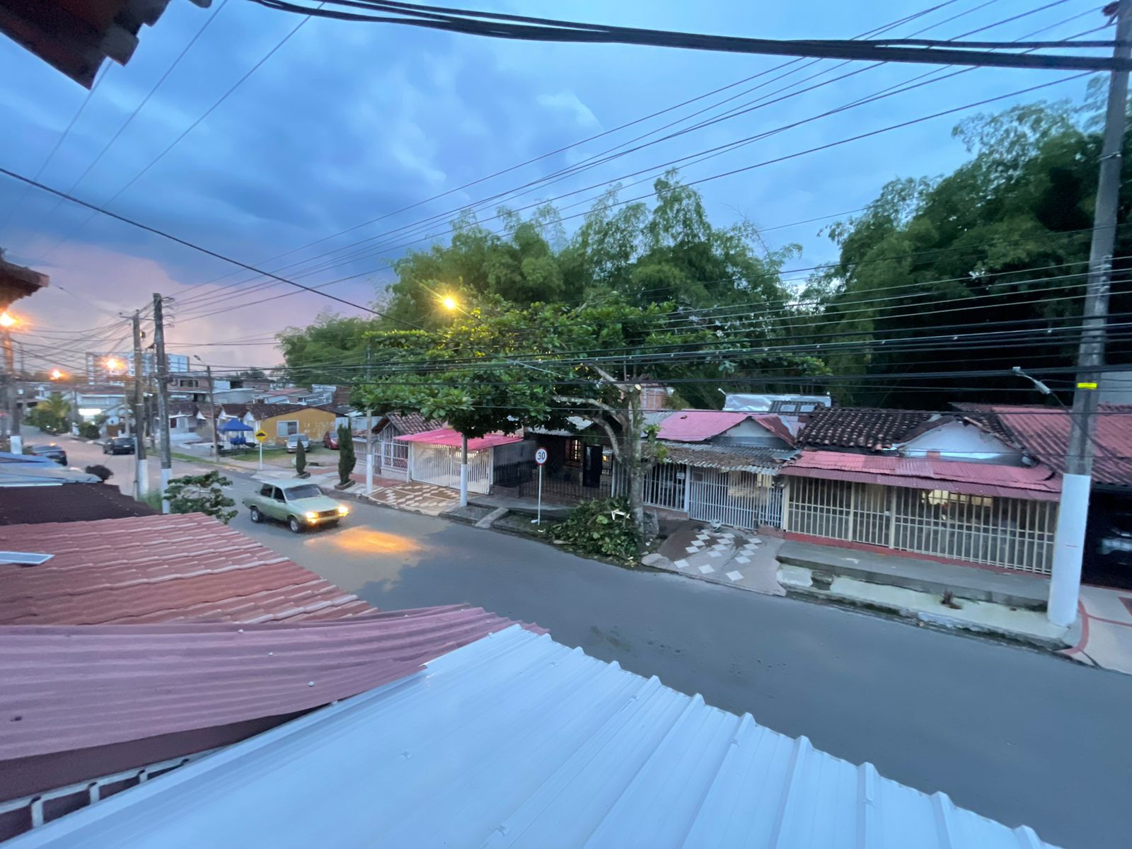 SE VENDE CASA EN MANANTIALES  29..jpg