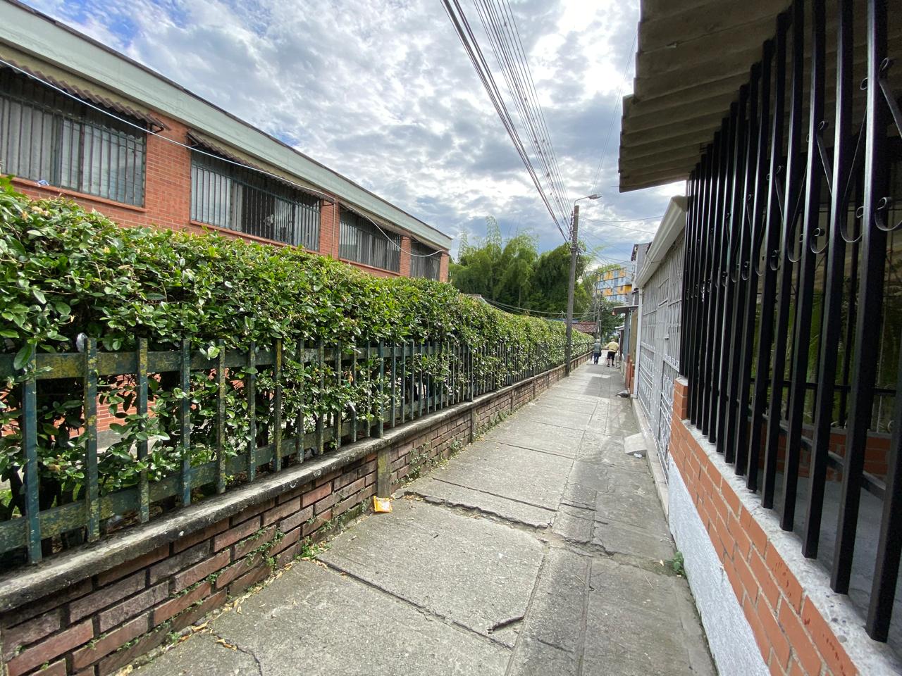 SE VENDE CASA EN BOSQUES DE PINARES 29..jpg