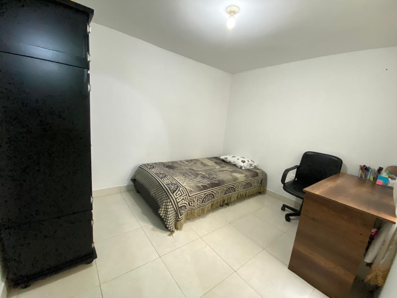 SE VENDE CASA EN BOSQUES DE PINARES 8..jpg