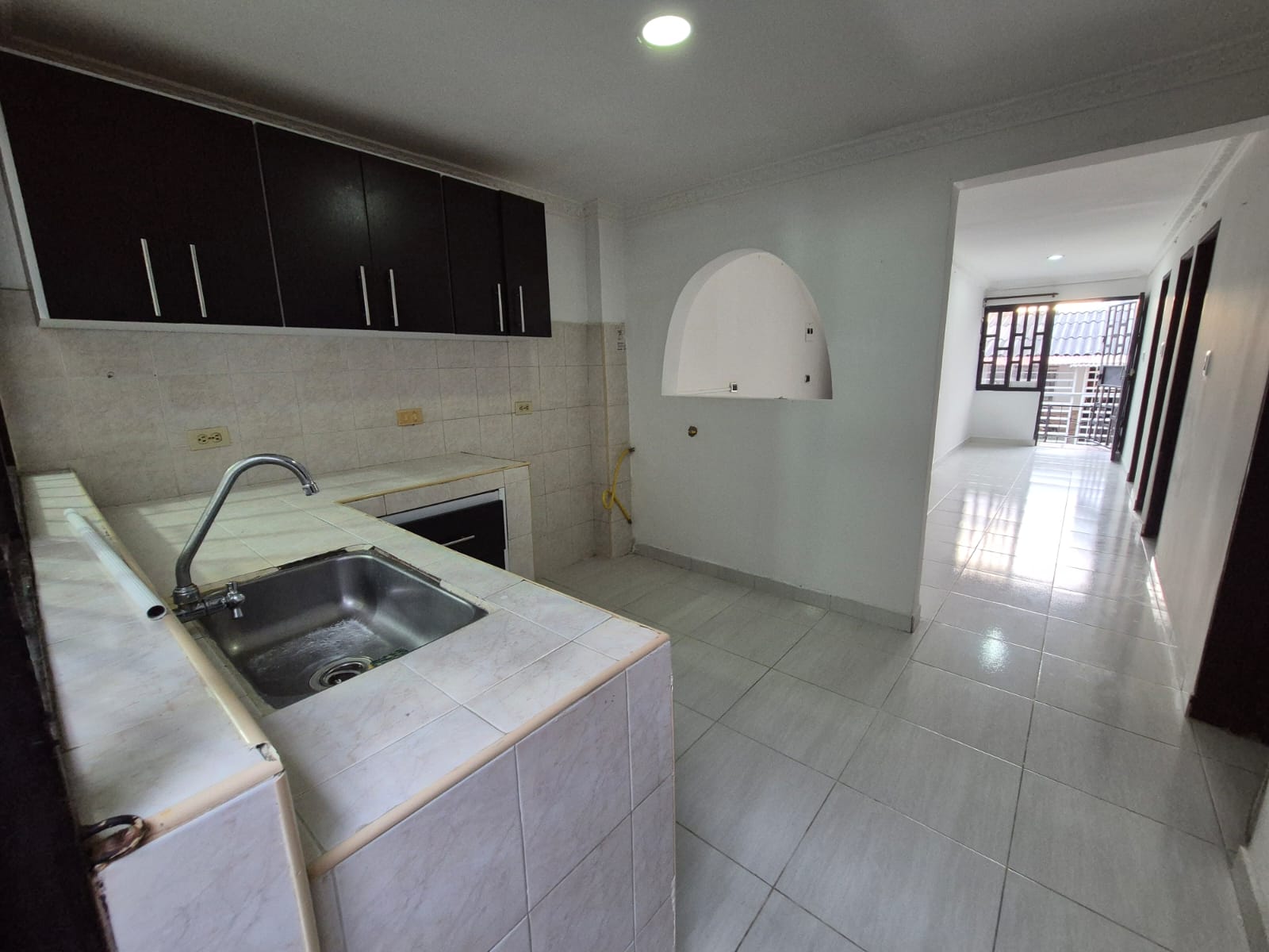 SE ALQUILA CASA  10..jpg