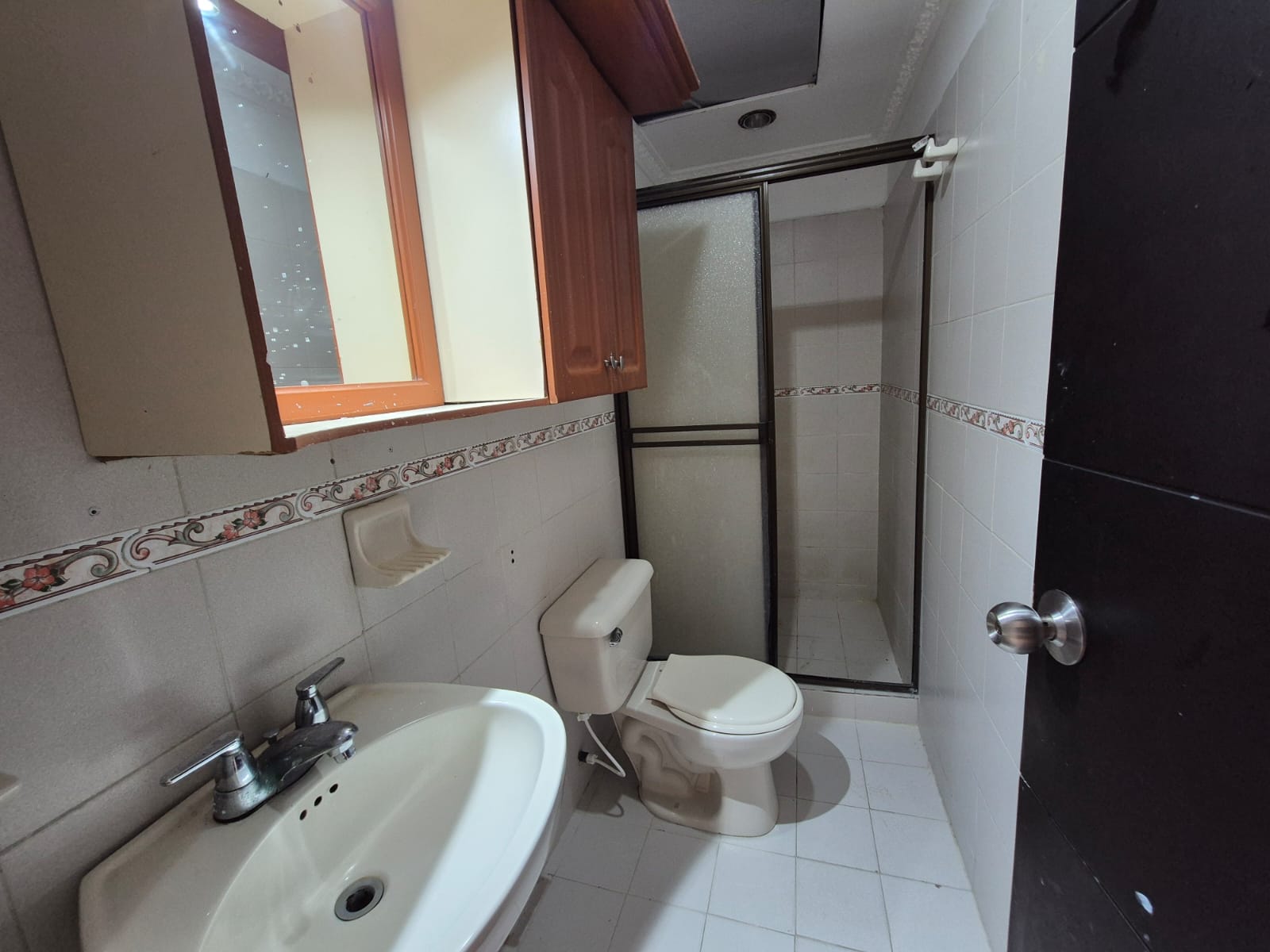 SE ALQUILA CASA  21..jpg