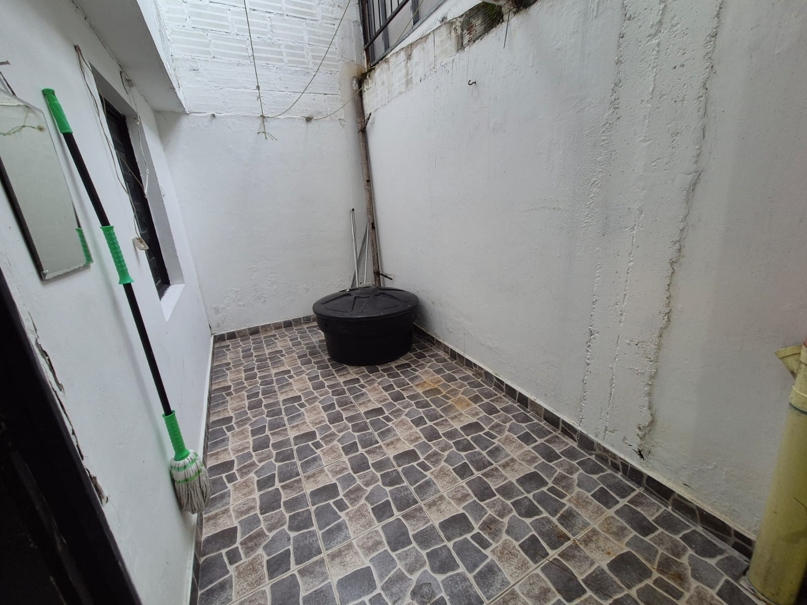 SE ALQUILA CASA  23..jpg