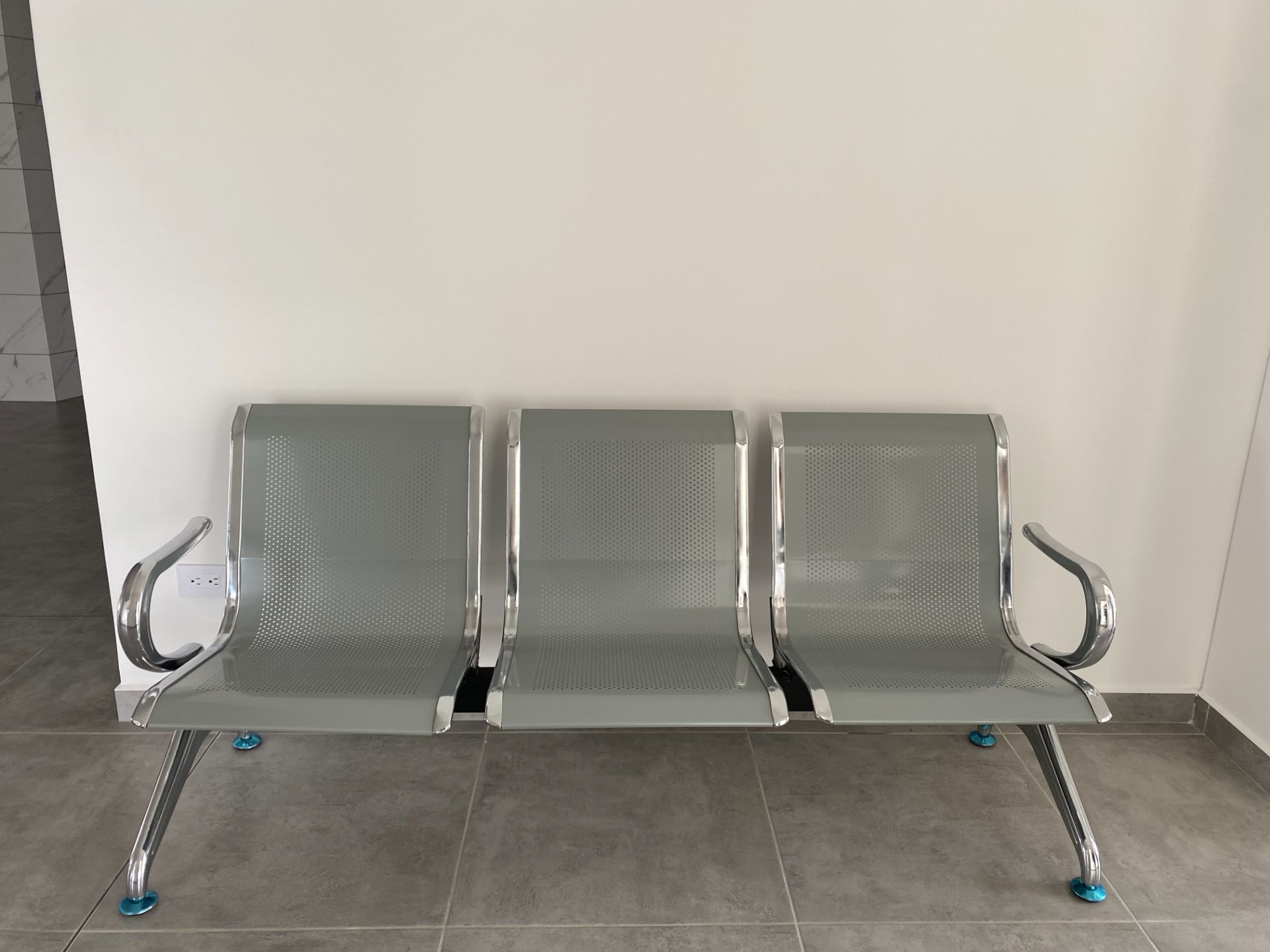 se vende consultorio en el sector de fundadores (6).JPG