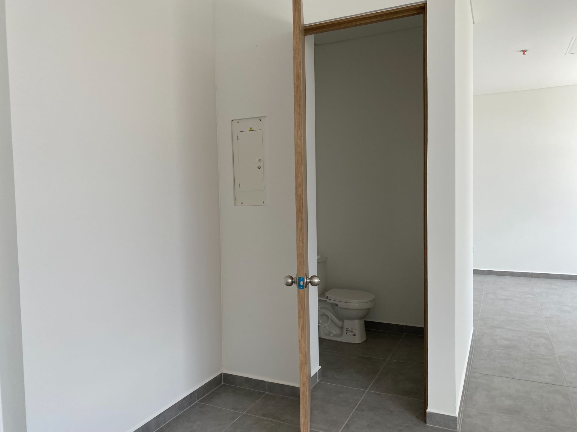 se vende consultorio en el sector de fundadores (16).JPG