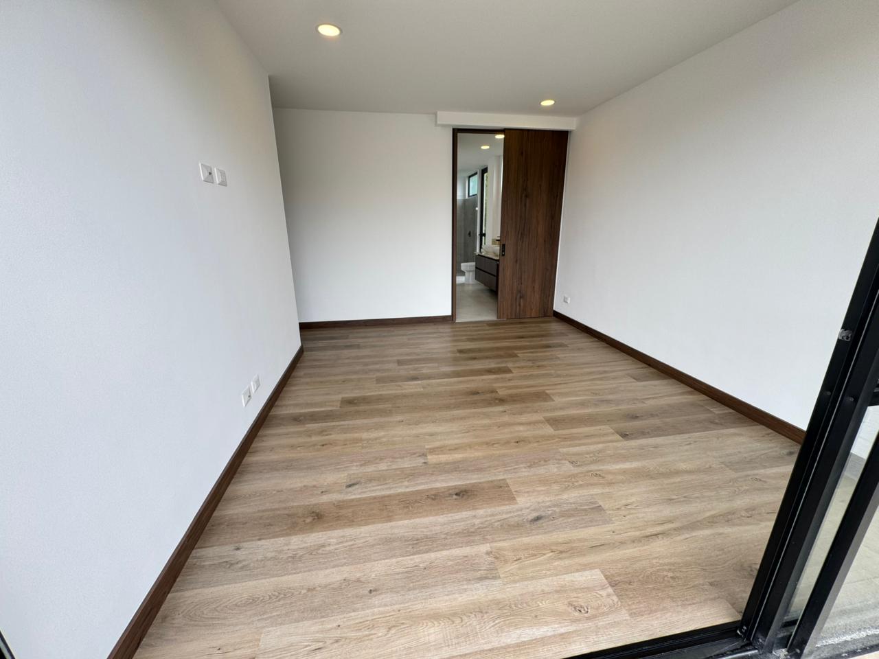 SE VENDE CASA EL JORDAN 5..jpg