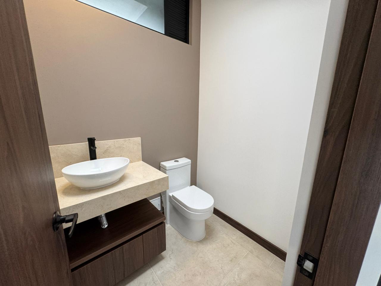 SE VENDE CASA EL JORDAN 12..jpg