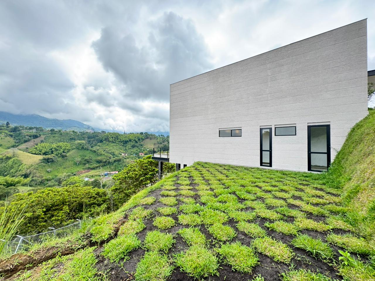 SE VENDE CASA EL JORDAN 27..jpg