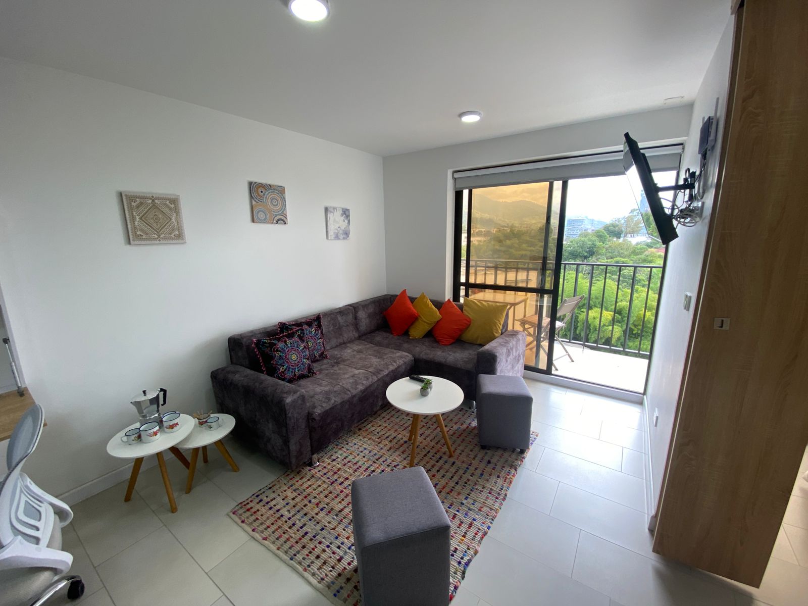 1. SE VENDE APARTAESTUDIO HITO 18 804 (14).jpeg