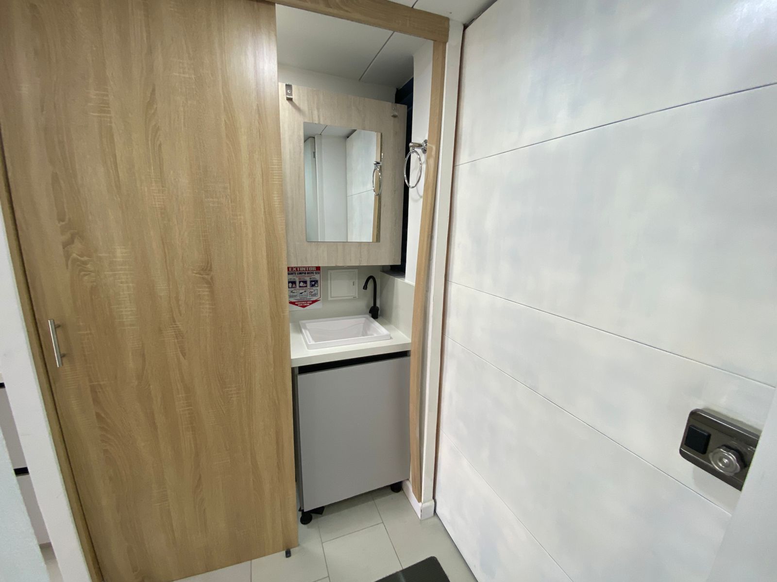 15.2 SE VENDE APARTAESTUDIO HITO 18 804 (7).jpeg