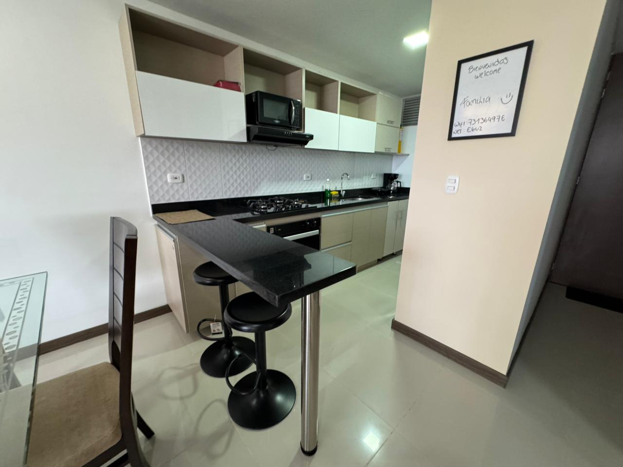 HERMOSO APARTAMENTO EN CLUB HOUSE (27).jpg