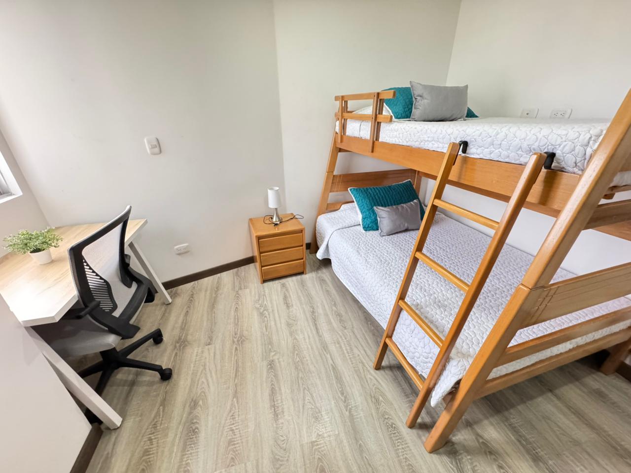 HERMOSO APARTAMENTO EN EL EDIFICIO CLUB HOUSE (47).jpg