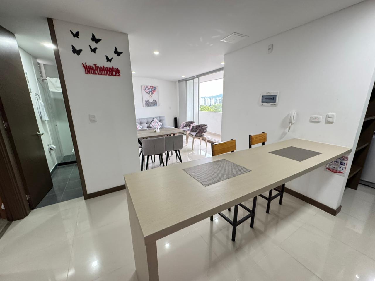 HERMOSO APARTAMENTO EN EL EDIFICIO CLUB HOUSE (7).jpg