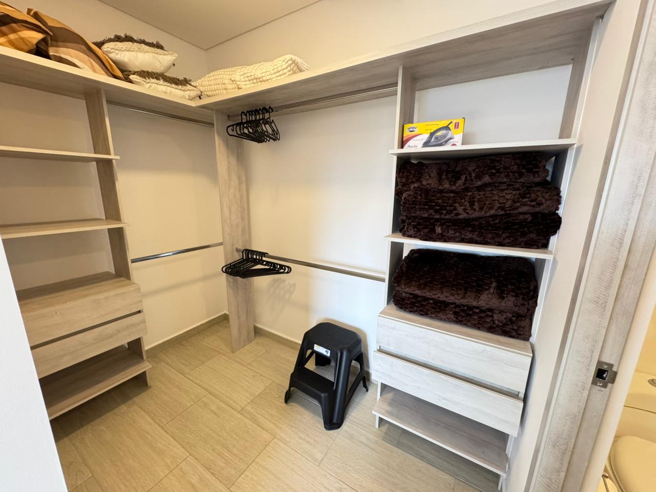 HERMOSO APARTAMENTO EN EL SECTOR DE LAURELES (29).jpg