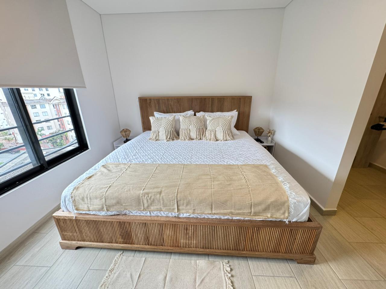 HERMOSO APARTAMENTO EN EL SECTOR DE LAURELES (34).jpg