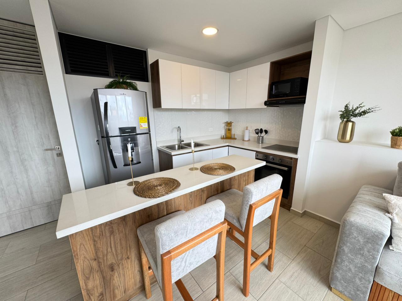 HERMOSO APARTAMENTO EN EL SECTOR DE LAURELES (43).jpg