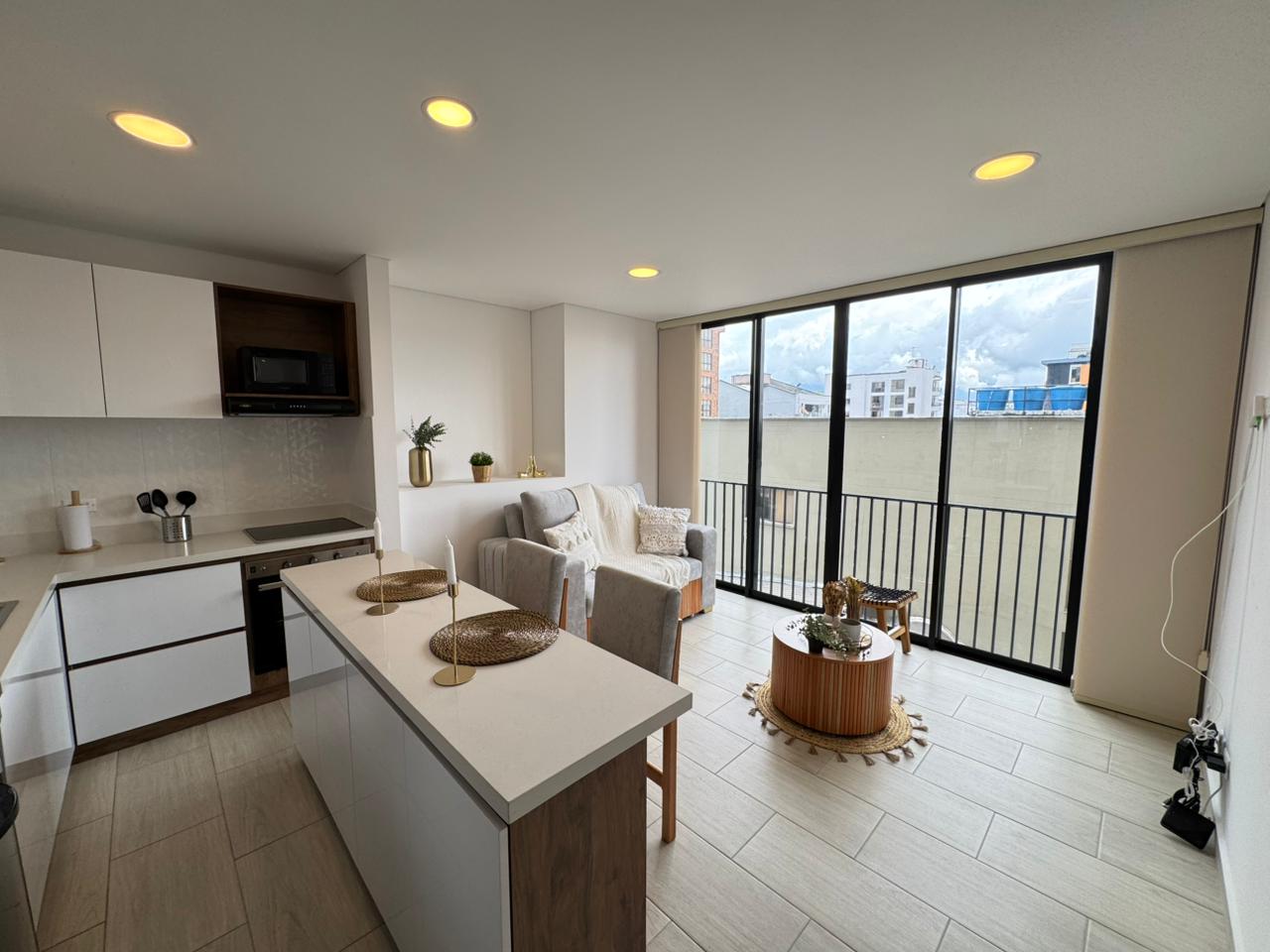 HERMOSO APARTAMENTO EN EL SECTOR DE LAURELES (45).jpg