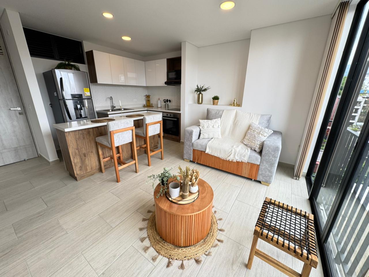 HERMOSO APARTAMENTO EN EL SECTOR DE LAURELES (51).jpg