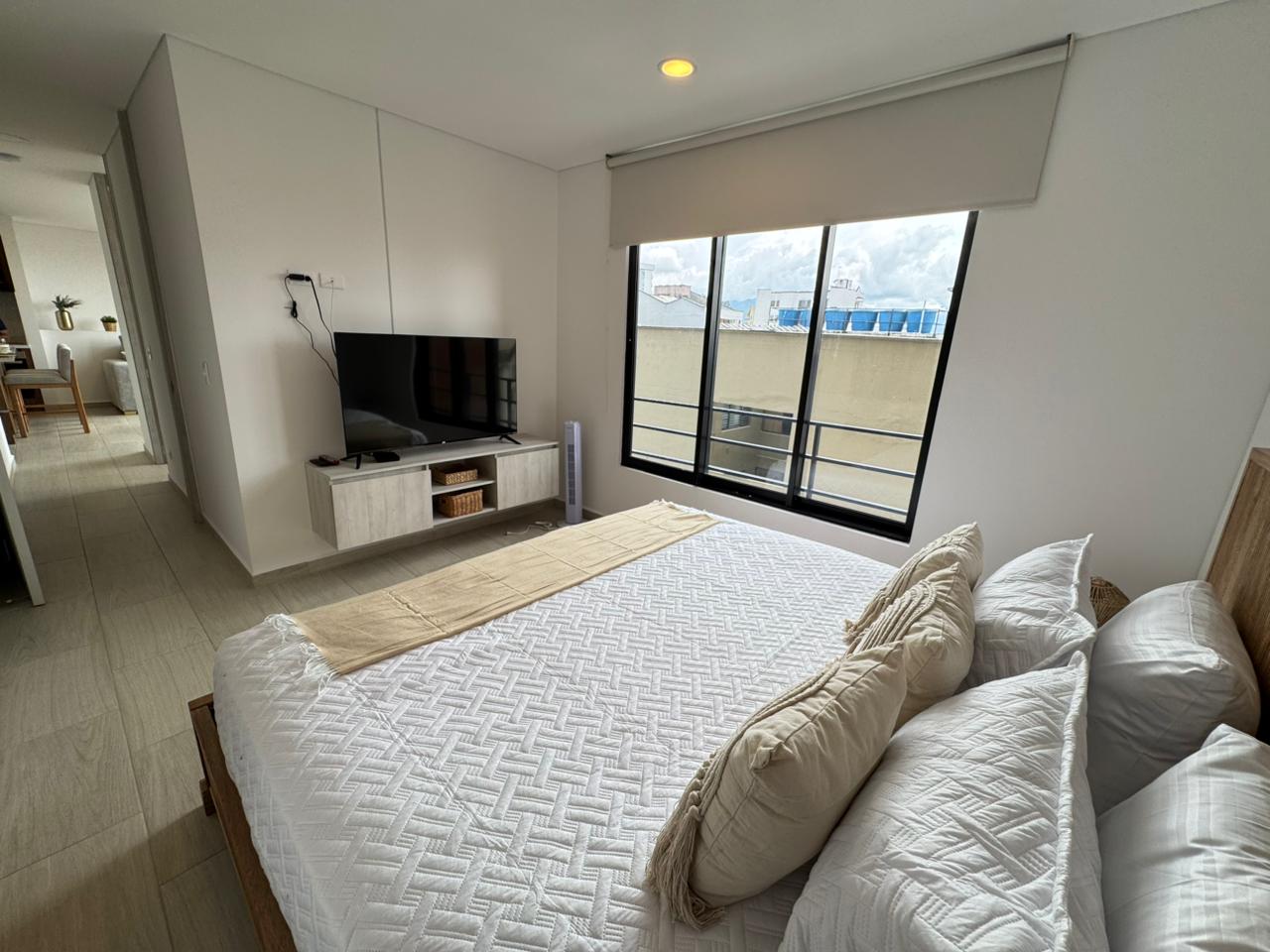 HERMOSO APARTAMENTO EN EL SECTOR DE LAURELES (70).jpg