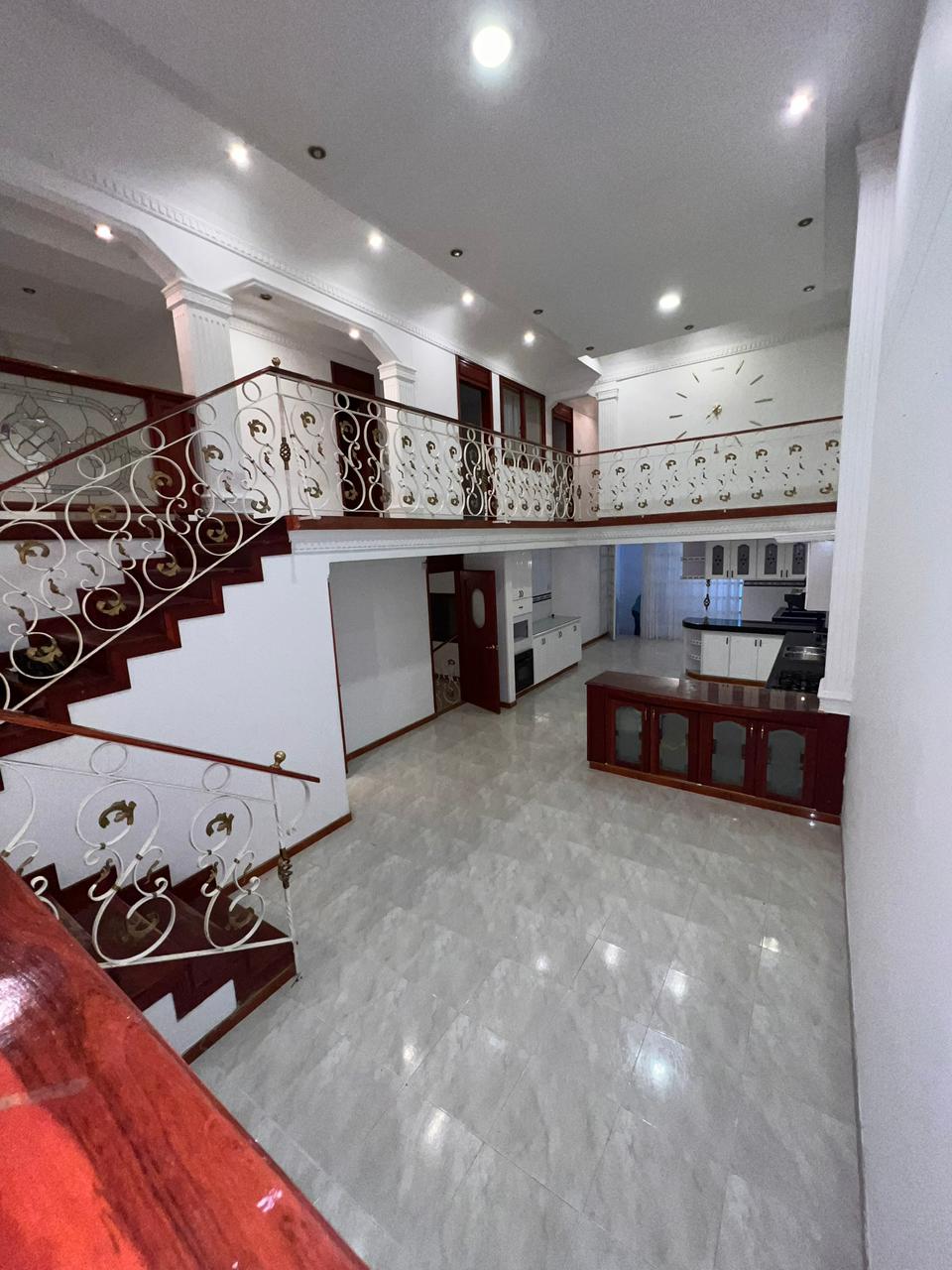 3. Se arrienda casa Av Bolivar norte 37 N (3).jpeg