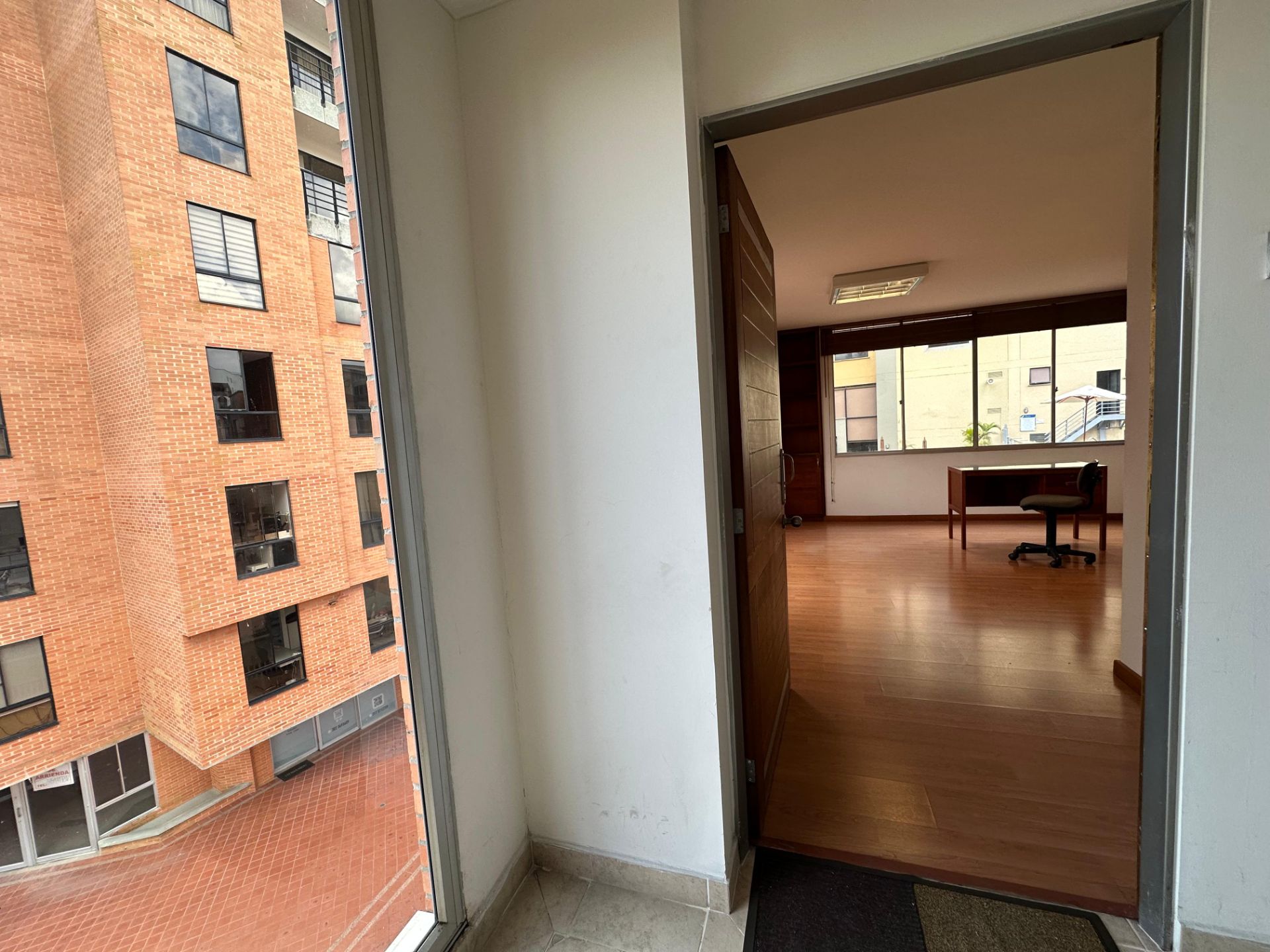 9. OFICINA 308 CAÑA BRAVA (7).jpeg