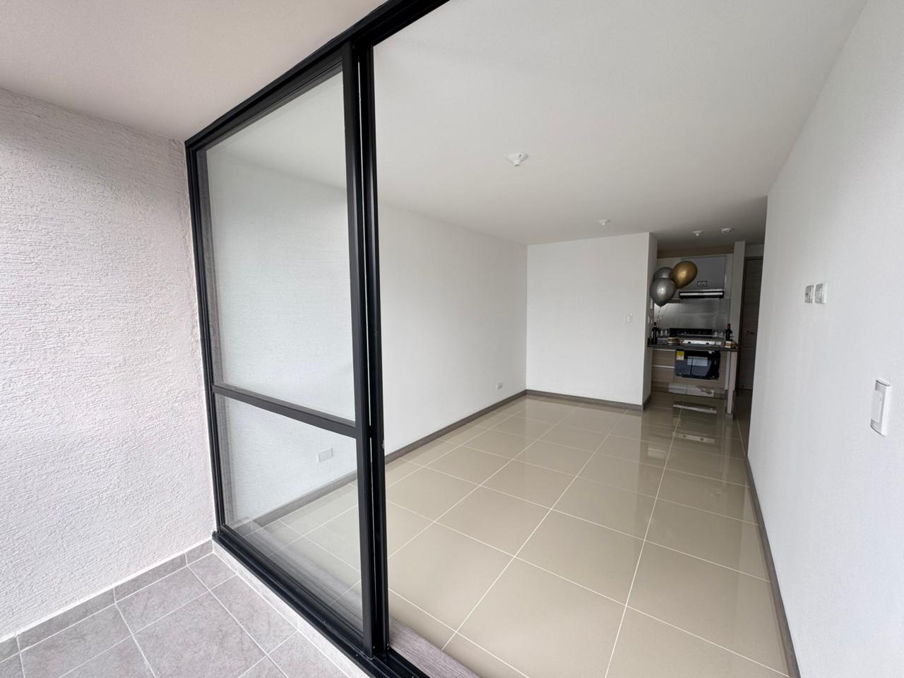 SE VENDE Y SE ALQUILA  2..jpg