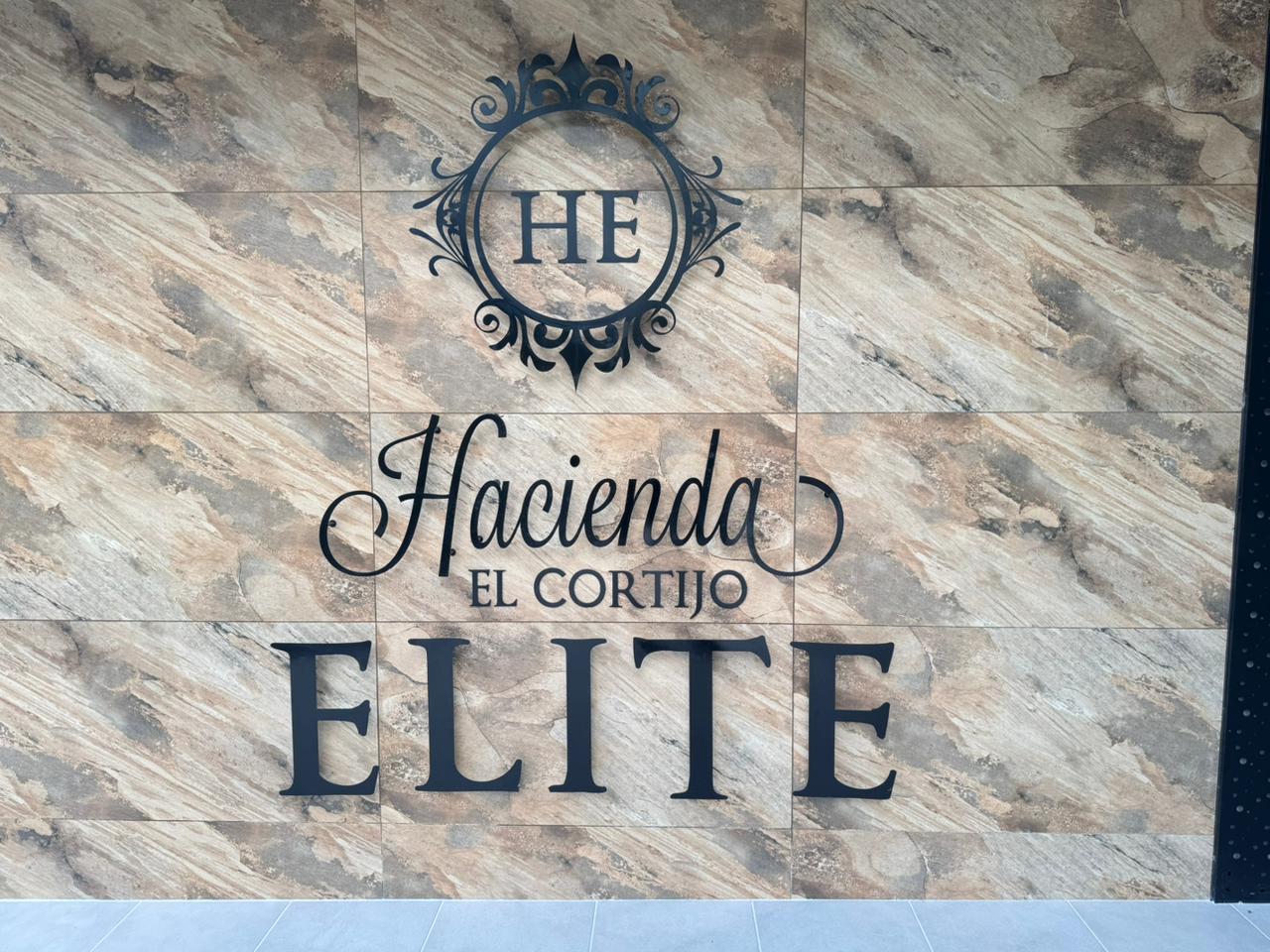 SE VENDE Y SE ALQUILA  23..jpg