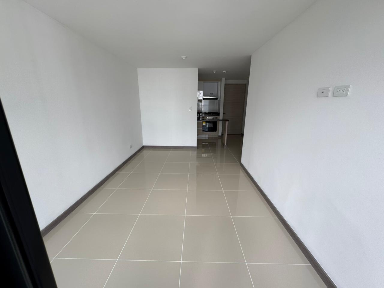 SE VENDE Y SE ALQUILA  2..jpg