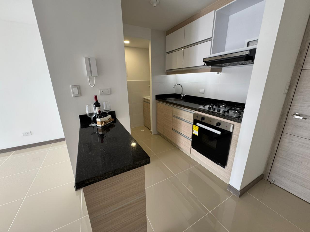 SE VENDE Y SE ALQUILA  6..jpg