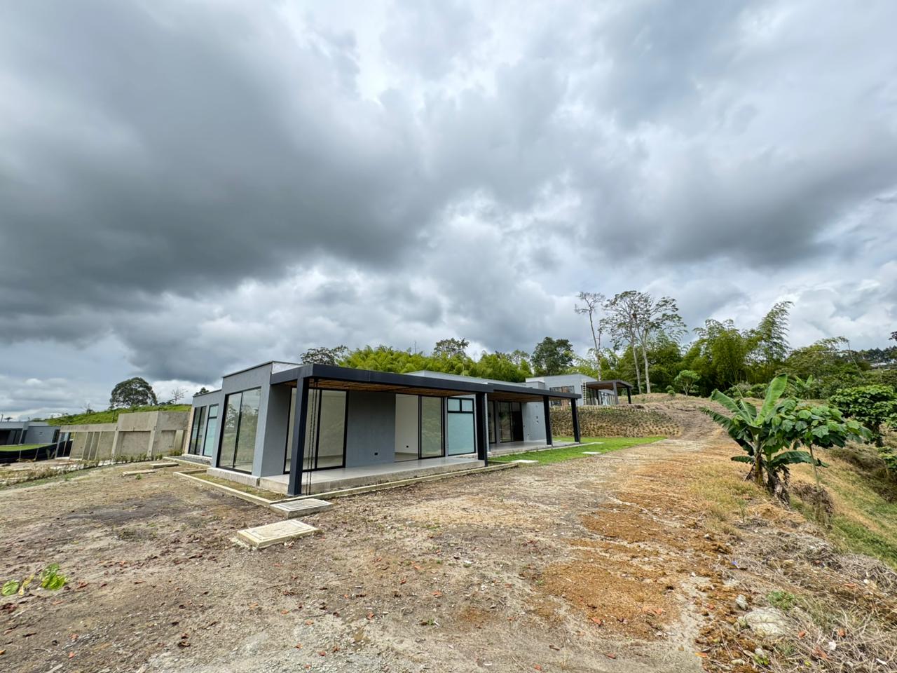 SE VENDE CASA CAMPESTRE 25..jpg