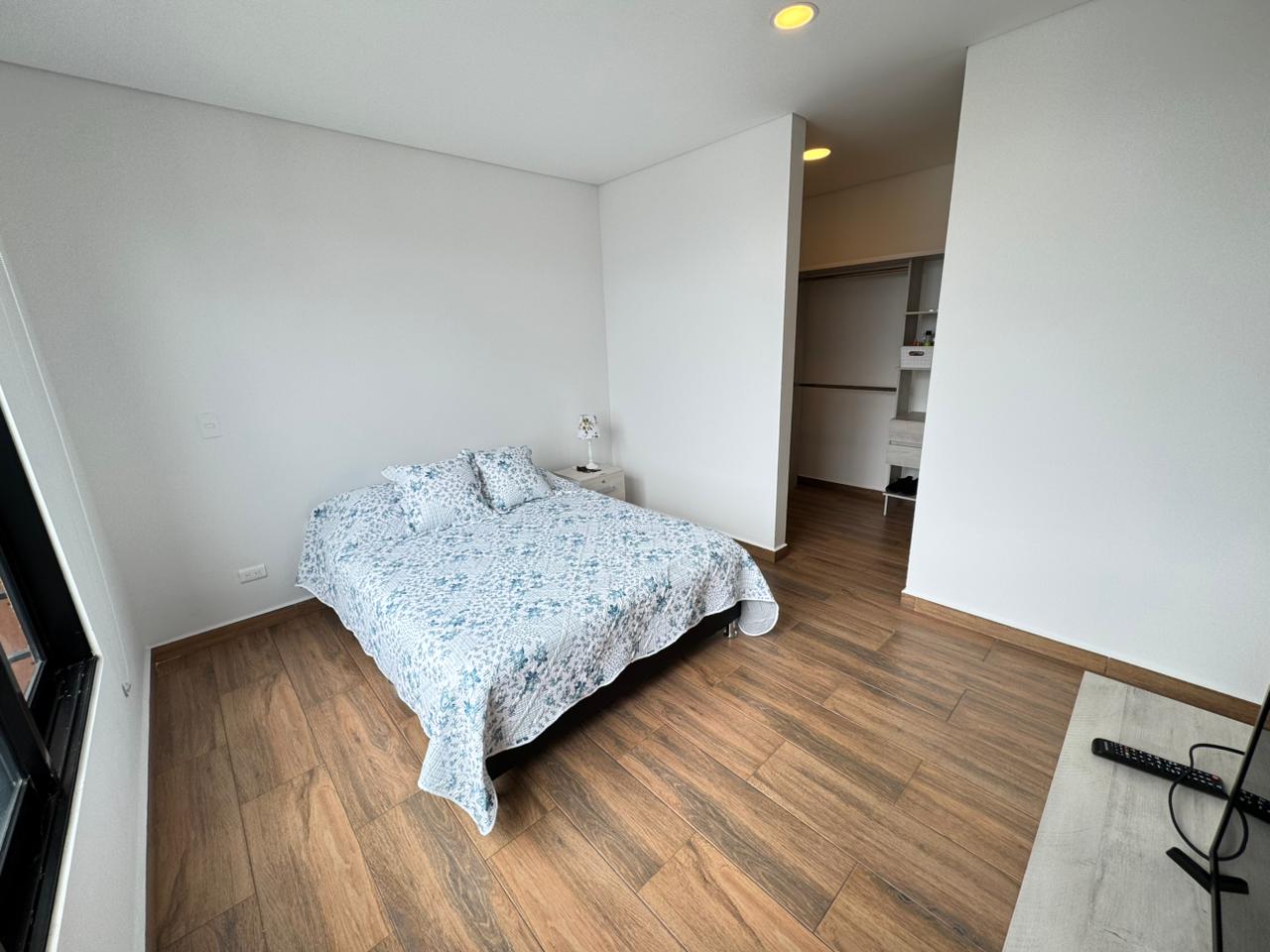 SE VENDE APTO EN AMARA  11..jpg